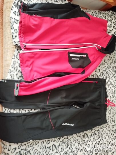 Продам разминочный костюм