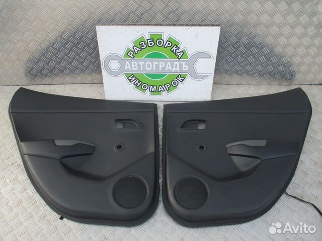 Обшивки задних дверей Киа Рио 3 2012г