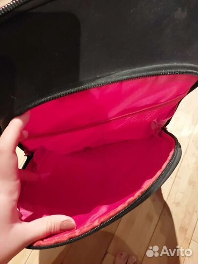 Рюкзак на колесиках