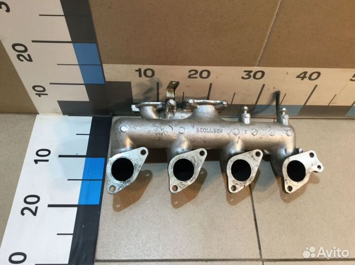 Коллектор впускной Митсубиси Паджеро Спорт 1998-08