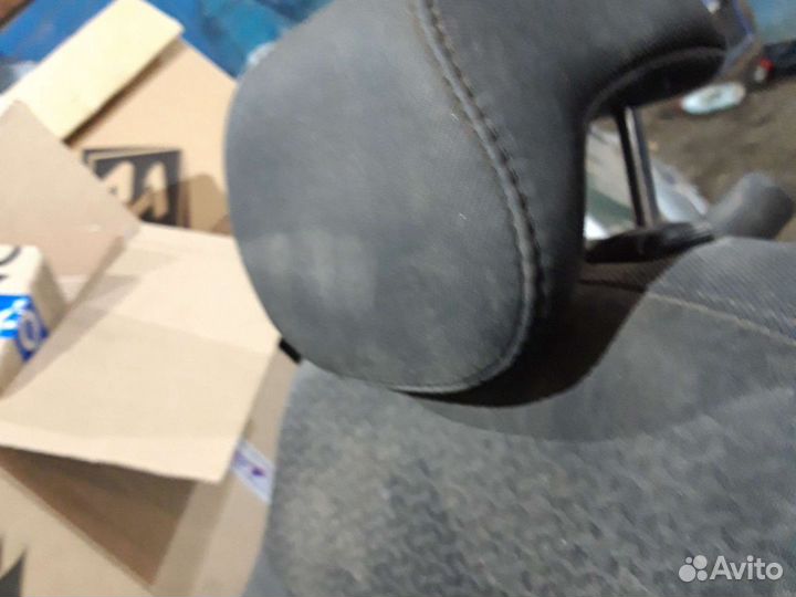 Подголовник Киа Рио 3 задний