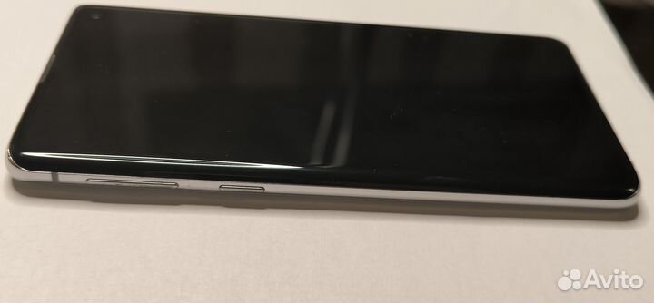 Samsung Galaxy S10, 8/128 ГБ