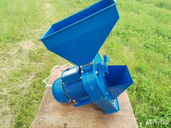 Доильный аппарат, зернодробилка, сепаратор