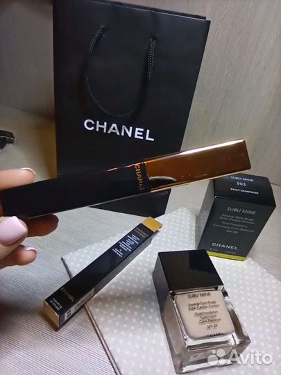 Набор косметики Шанель в фирменном пакете