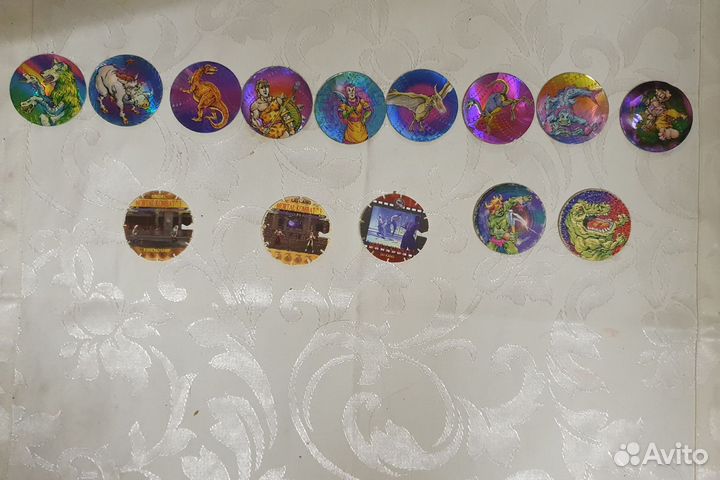 Фишки чико и Мортал комбат 14шт бронь