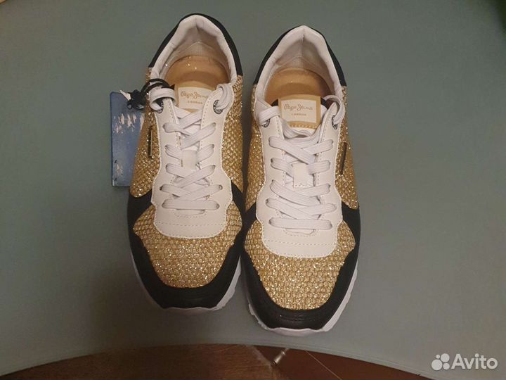 Кроссовки Pepe