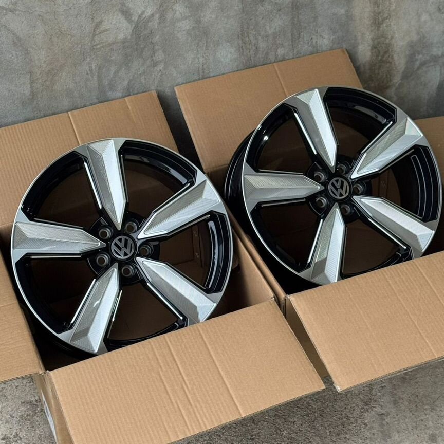 Литые диски KoKo Kuture Intake 7.5×R17 5×100
