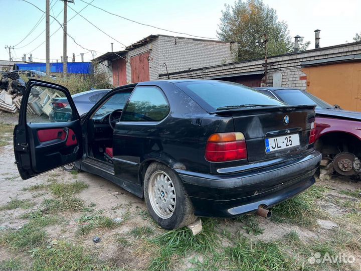 Бмв е36 компакт m44b19 в разбор