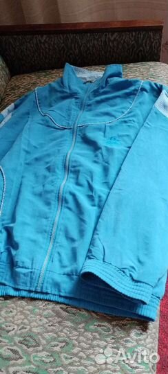 Спортивный костюм женский