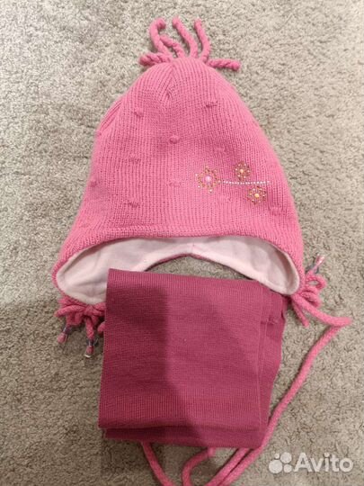 Комплект шапка и шарф для девочки на 2 года