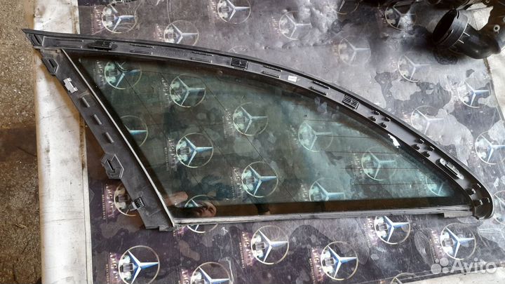 Стекло заднее кузовное Лев. A2036700112 Мерседес