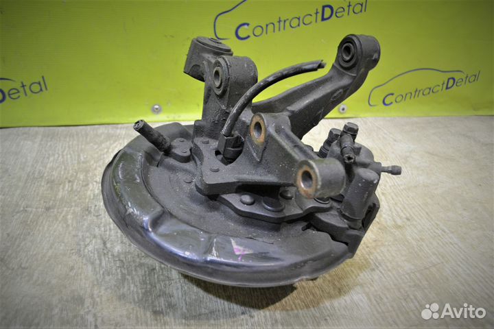 Кулак задний левый в сборе Камри 30 Лексус ES