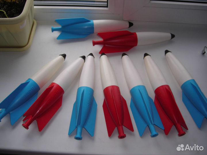 Игрушка ракета восток СССР оригинал новая