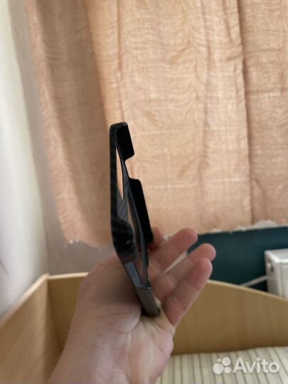 Чехол на iPhone 12 pitaka