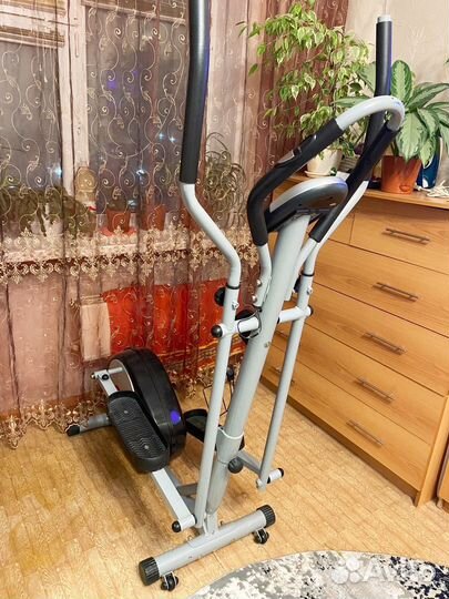 Эллиптический тренажер