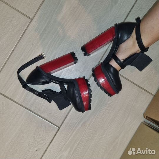 Туфли модные