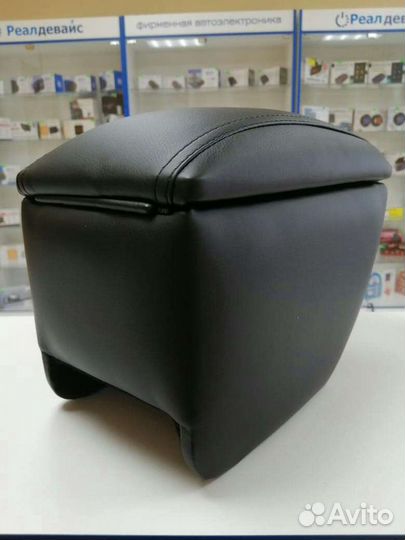 Подлокотник на Kia Ceed с 2007