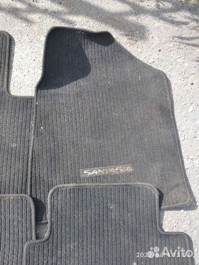 Автомобильные коврики на Хундай Санта-Фе 4