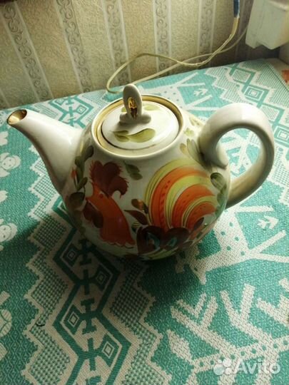 Чайник фарфоровый