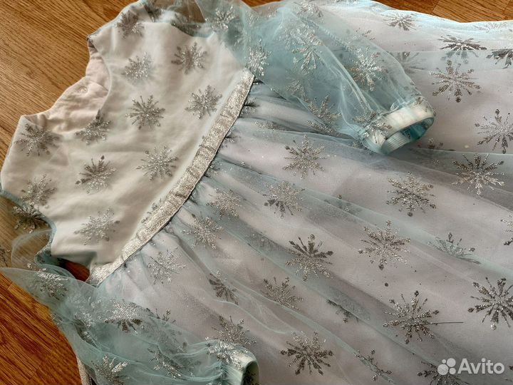 Платье снежинки 104