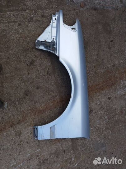 Крыло переднее левое Audi 100 4A/C4 4A2 1992
