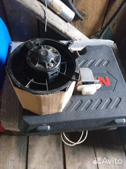 Моторчик отопителя для Nissan X-Trail