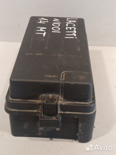 Блок предохранителей Chevrolet Lacetti хэтчбек