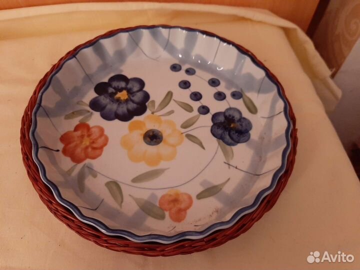 Форма для выпечки и сервировки в корзинке 20см