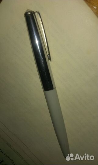 Из СССР ручка чернильная,счеты