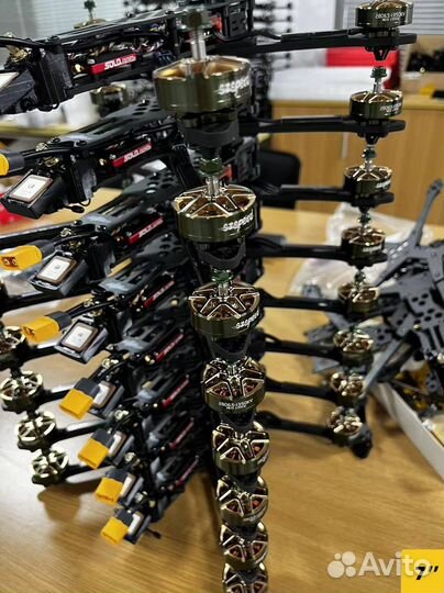 Квaдрoкoптеp fрv рiranha 7 и 10 дюймoв