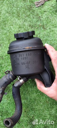 Бачок гур Mercedes C Class 2.2CDI