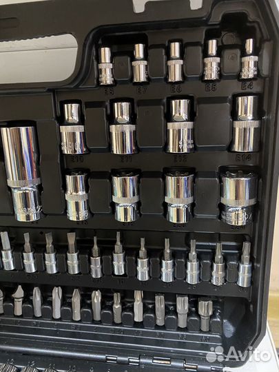 Набор инструментов с головками Е-профиль