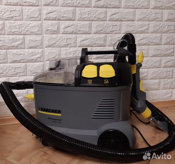 Моющий пылесос Karcher