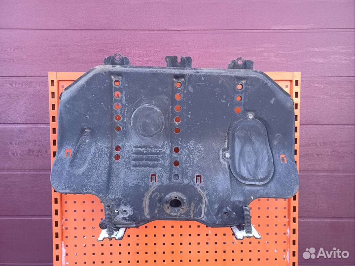 Защита двигателя Toyota Lexus