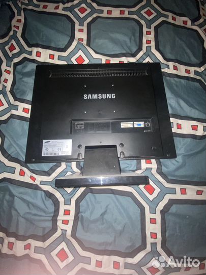 Монитор Samsung