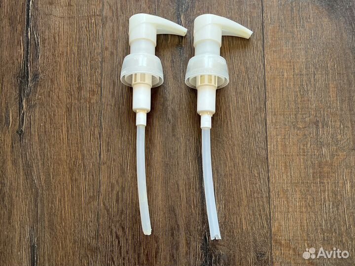 Помпа-дозатор wella professional для шампуней 1л