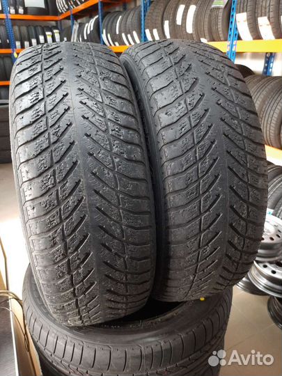 Goodyear UltraGrip 235/60 R18 107H