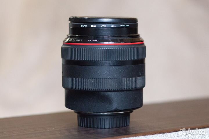 Canon 85mm f/1.2 ii