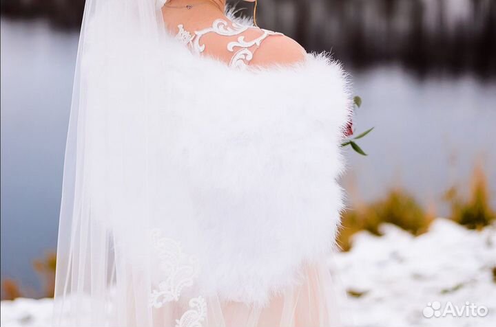 Горжетка из лебяжьего пуха