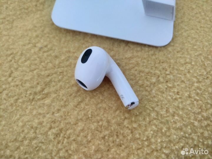 Airpods 3 правый наушник новый
