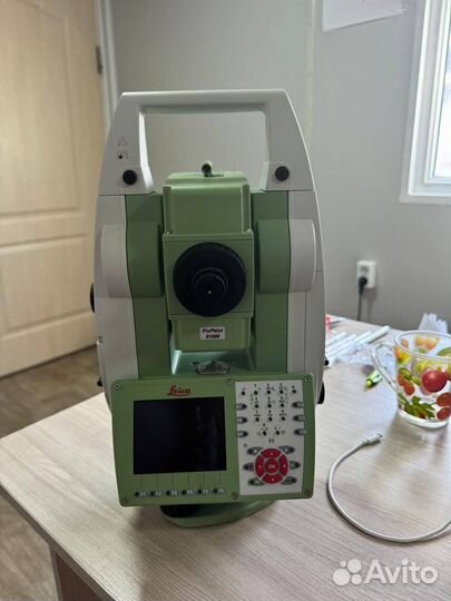 Тахеометр Leica TS15 I R1000 1