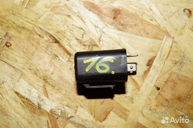 Реле поворотов Yamaha FZR400