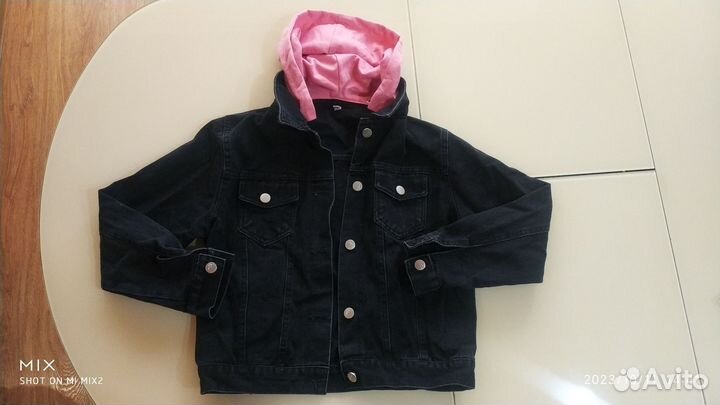 Джинсовая куртка для девочки