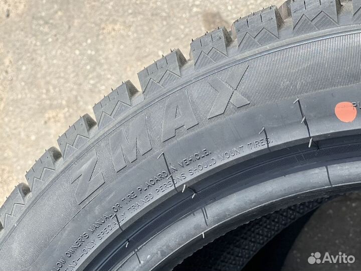 Zmax Winternova Stud II 245/40 R19 97U