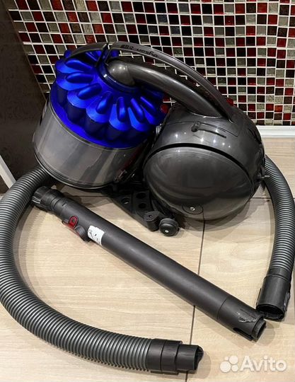 Пылесос dyson dc 37,не полный комплект