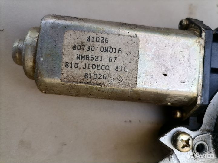 Стеклоподъемник передний правый Nissan Almera N15