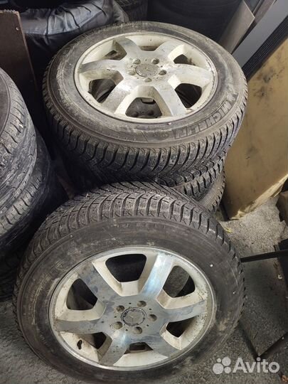 Michelin Latitude X-Ice North 235/60 R18