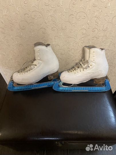 Коньки фигурные risport 230