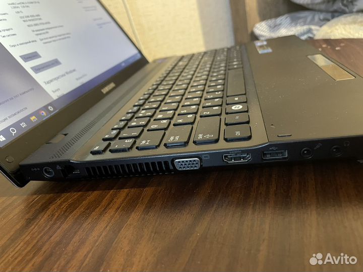 Ноутбук Samsung NP300V5A