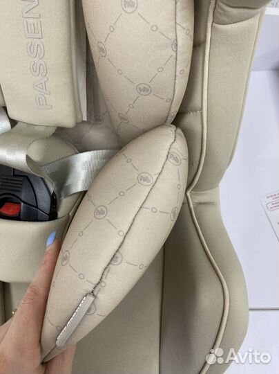 Автокресло Happy baby Passenger v2